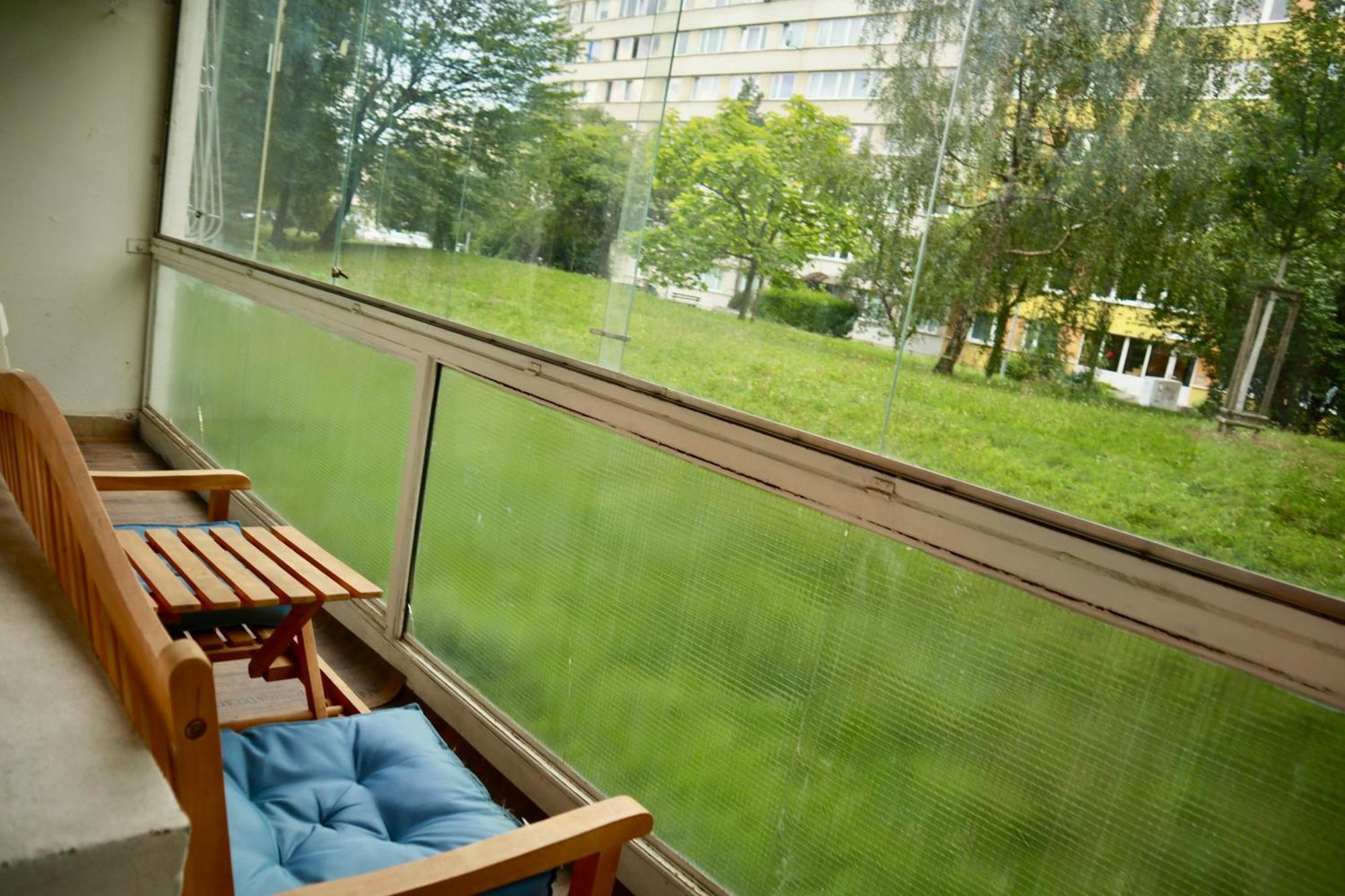 Family Cozy Metro Access Prague